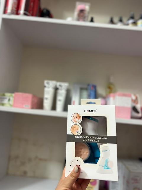 فیس براش برقی